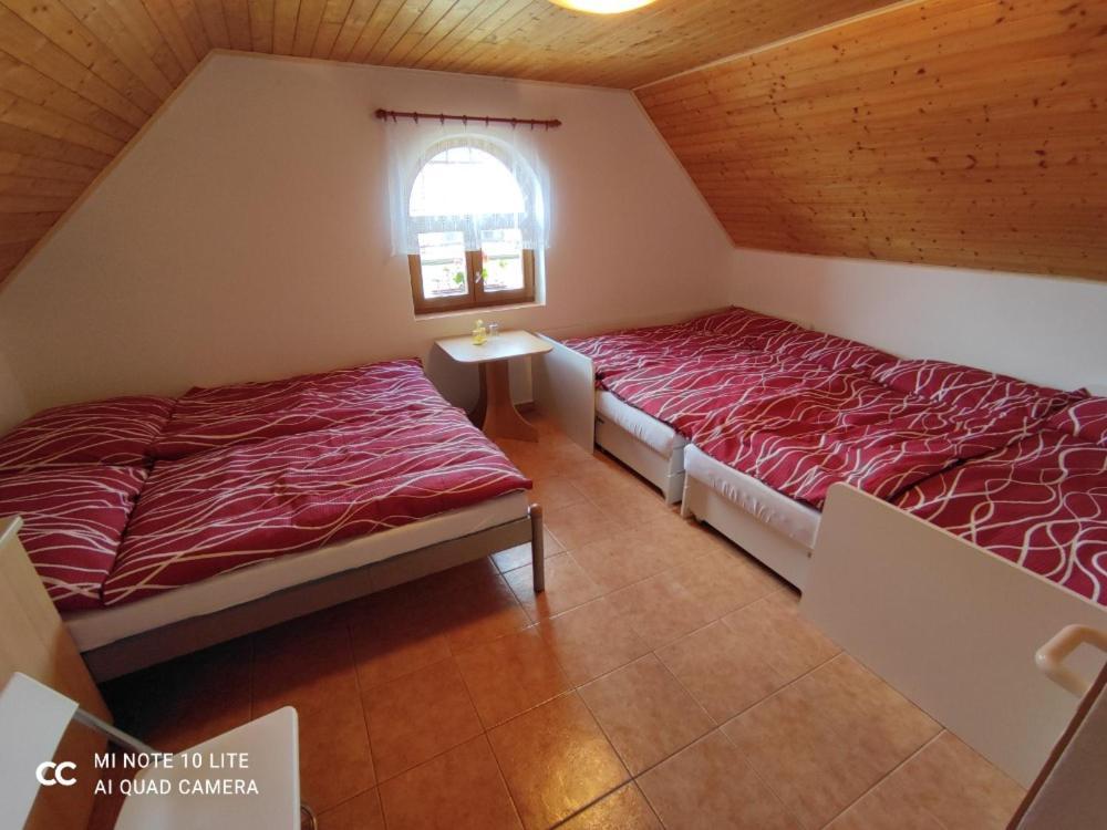 Apartamento Vinařství Ehrlich Milotice Exterior foto