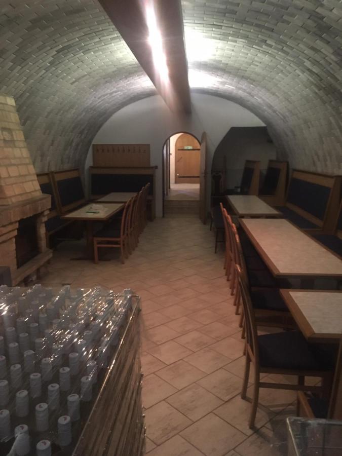Apartamento Vinařství Ehrlich Milotice Exterior foto
