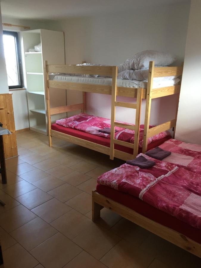 Apartamento Vinařství Ehrlich Milotice Exterior foto